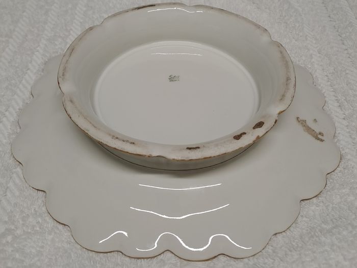 GDA Limoges cake stand