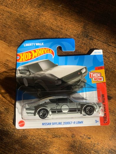 Hot Wheels Nissan Skyline 2000gt-r Lbwk