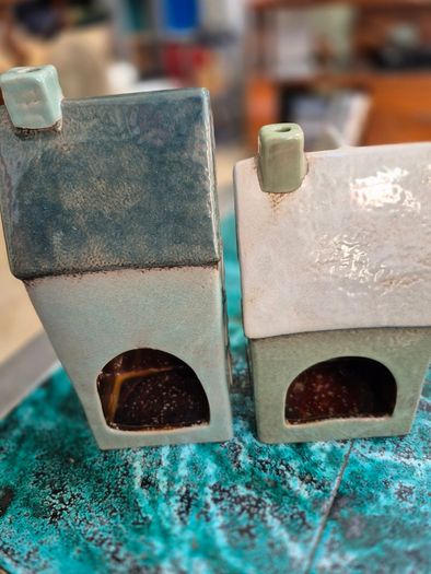 Two house tea lights