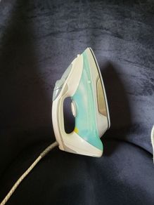 Steam iron