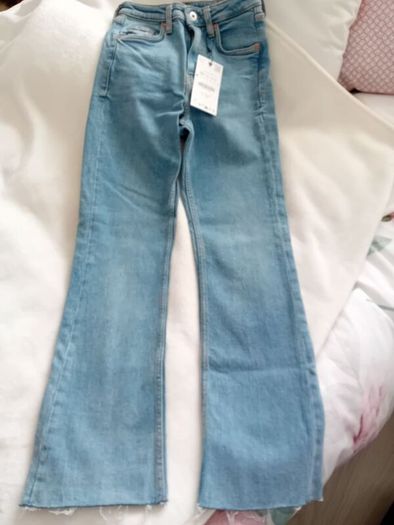Zara TRF - Cropped Flare High-Rise Jeans - Size 32 UK 4 - BNWT RRP 30