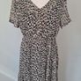Smashed Lemon occasion dress size UK 12 Image 2