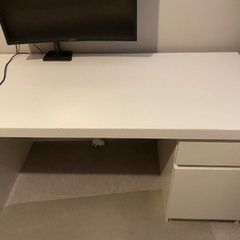 Desk - Ikea Malm