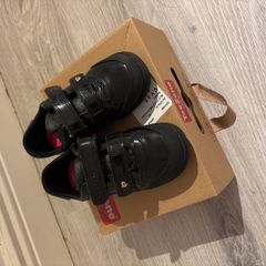 Toezone girl unicorn school shoes UK9