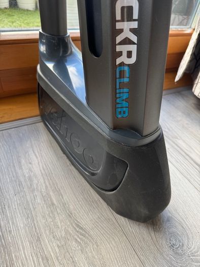 Wahoo KICKR CLIMB with Adapter Foot