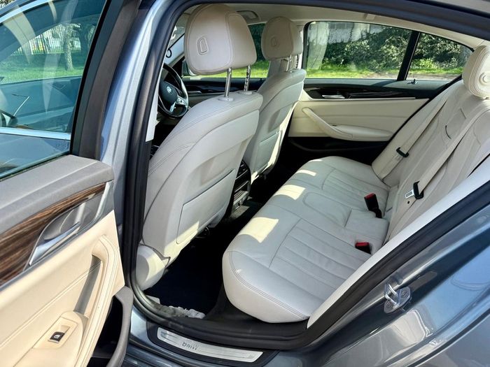 2019 Bmw 5-series