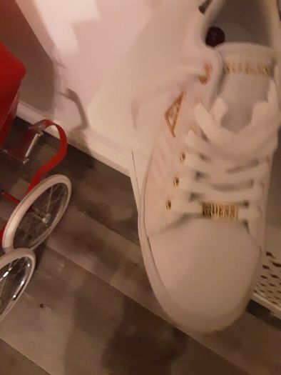 ladies Guess white runners