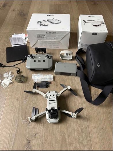 DJI Mini 2 Fly More Combo