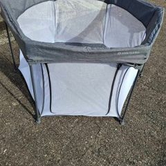 Ickle Bubba Foldable Playpen - Brand New