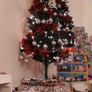 5.5ft artificial christmas tree Image 3