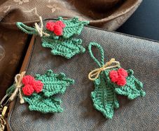 Beautiful crochet Holly leaves
