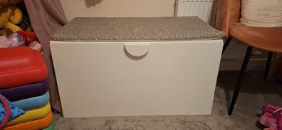Toy chest