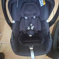 maxi cosi carbo baby car seat and isofix