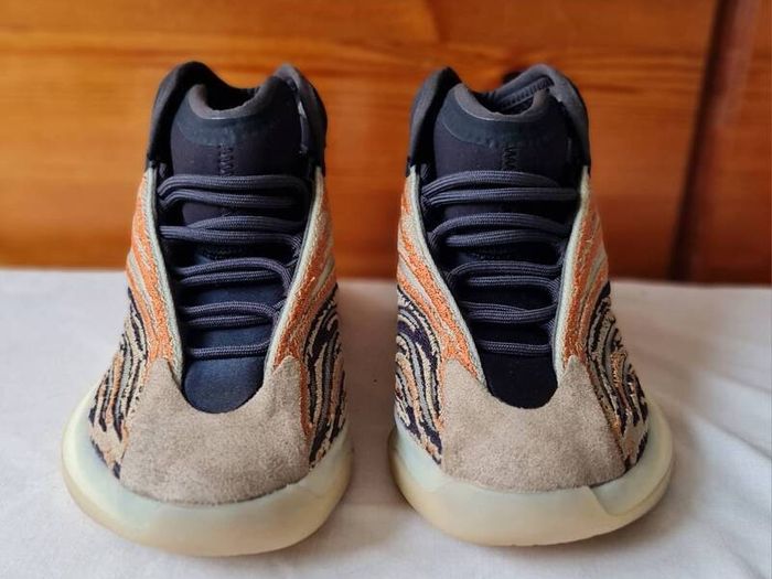 2021 adidas yeezy qntm Size 4 eu 36 2/3 flash orange in excellent condition