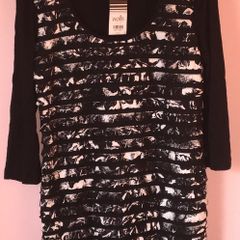 New Wallis Top Size 14 with tags Cost E45