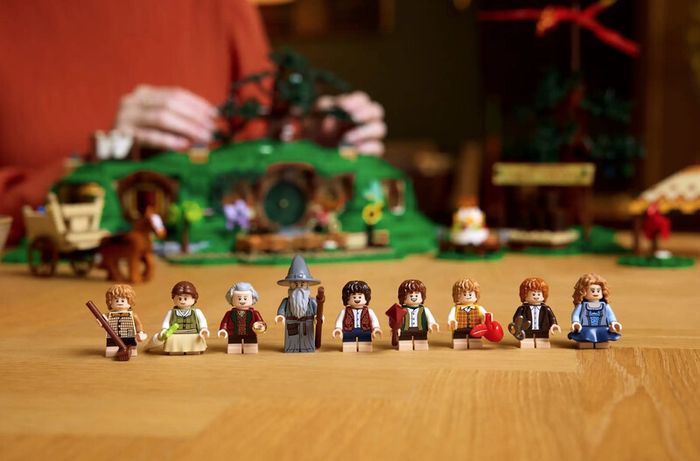 Lego LOTR 10354 The Shire and 40761 Smeagol & Deagol