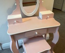 Wooden vanity table