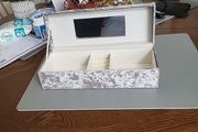 Jewellery box