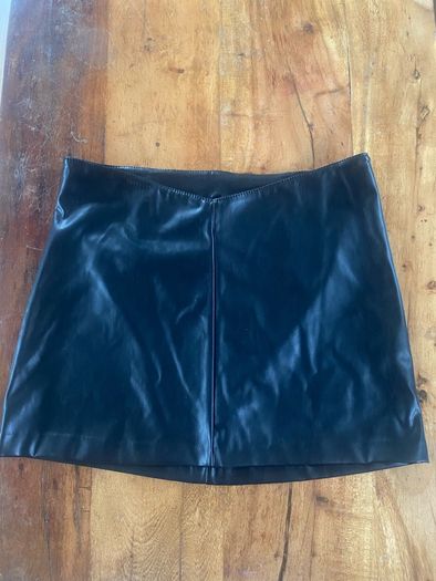 H&M Black faux leather skirt