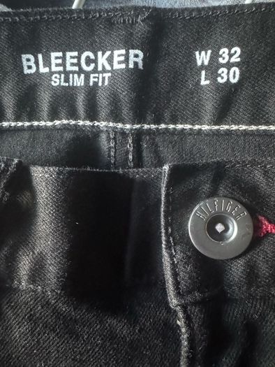 Brand new Tommy Hilfiger men's Bleecker Black Slim Jeans size W32 L30 Postage included