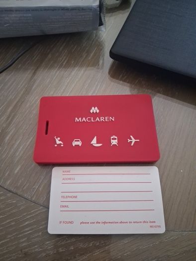 Maclaren luggage tag
