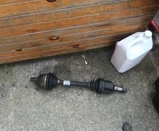 Volvo V50 drive shaft left hand side 2010