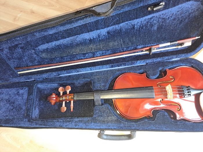 3/4 Pristine condition student violin
