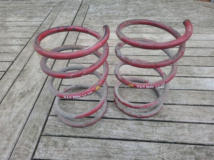 BMW E30 front H&R springs