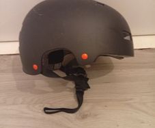 Quality MANGOOSE Helmet M-Size