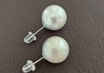 Salt water natural pearl stud earrings