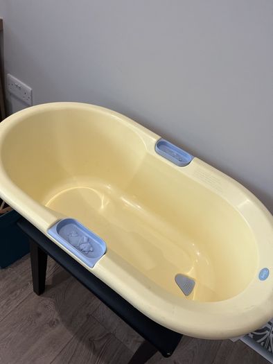 Disney Winnie the Pooh baby bath