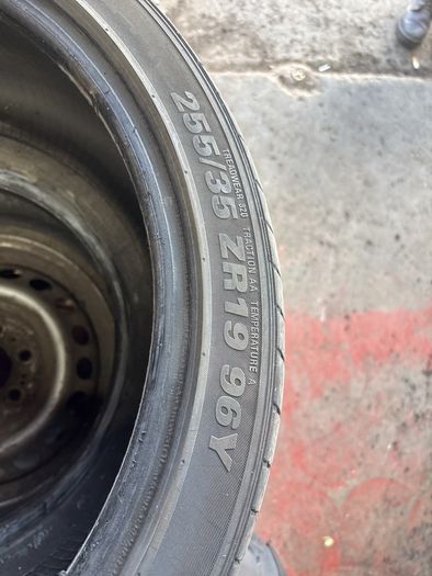 255/35/19 KUMHO ecsta ps7 1
