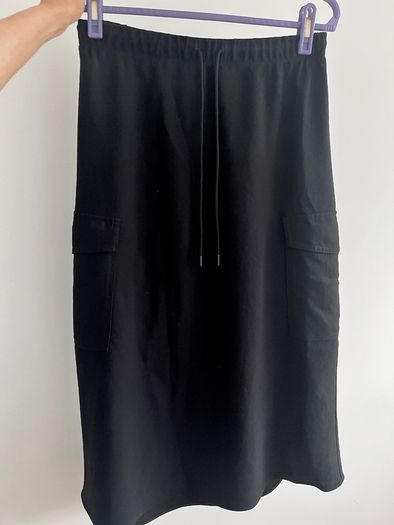 Aritzia Wilfred Muse Cargo Skirt black/ Size M / UK10