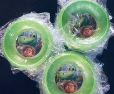 The Good Dinosaur Green plastic kids bowls(90 in total) Brand New. Perfect for birthday parties OR could sell individually in a market or park stall.