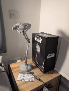 Star Wars Millennium Falcon Posable Desk Light