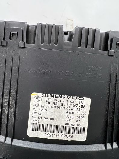 2006 BMW 3 Series E90 E91 instrument cluster gasoline Petrol speedometer 9110197 a2l5b4s