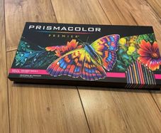 Prismacolor Premier 150 colour pencil set in box