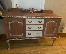 Sideboard