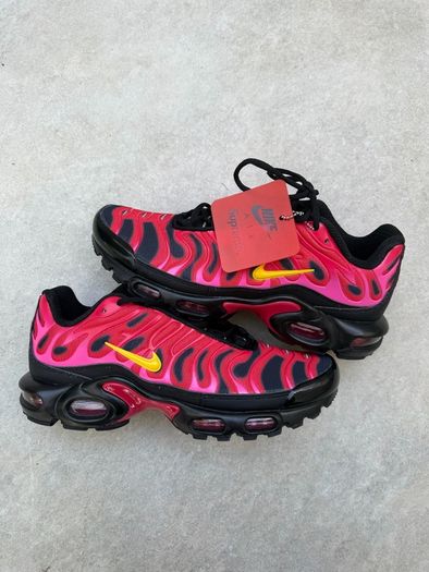 Nike Air Max Plus Supreme University Red DA1472-600