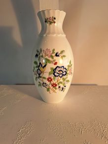 Royal Tara Vase