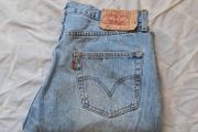 Vintage levis 501 Size 34/30 button fly light blue in good condition