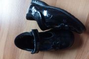 Girls clarks shoes junior 7.5f