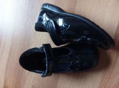 Girls clarks shoes junior 7.5f