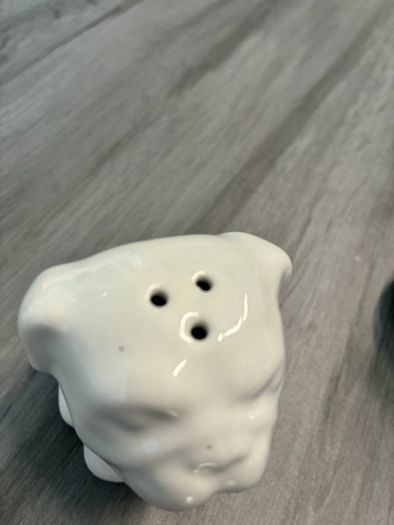 Bulldog Salt & Pepper Shakers