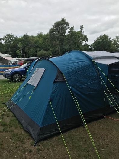 Royal Atlanta 8 person tent. Excellent condition