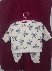 Baby girl bundle 0-3