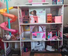 L.O.L Dollhouse