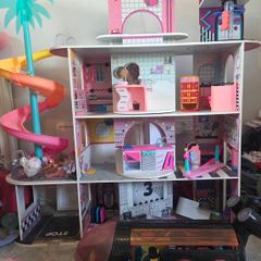 L.O.L Dollhouse