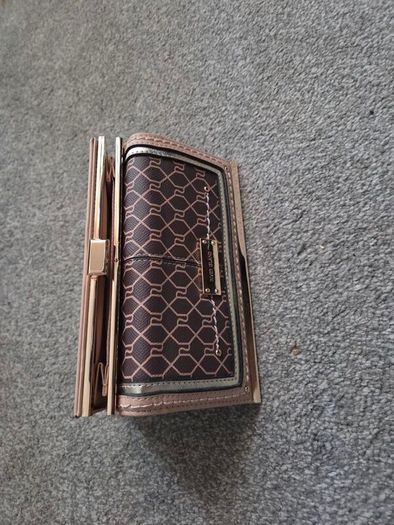 river island wallet