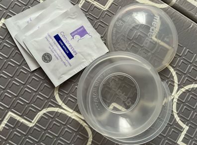 medela milk collection cups